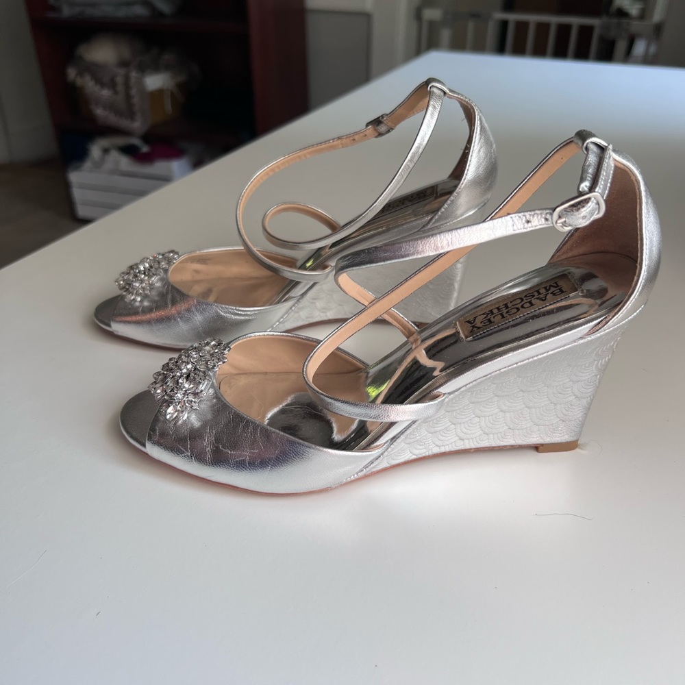 Badgley Mischka wedge sandals